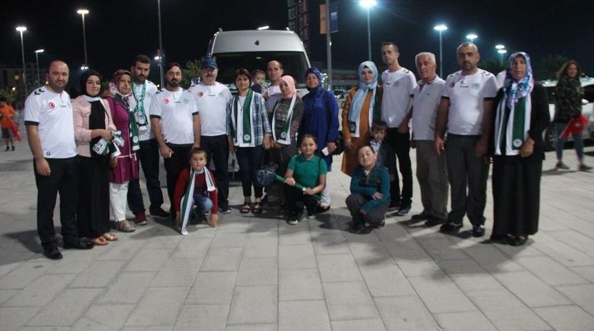 Zonguldaklı Madenciler Atiker Konyaspor Ma&ccedil;ını İzledi