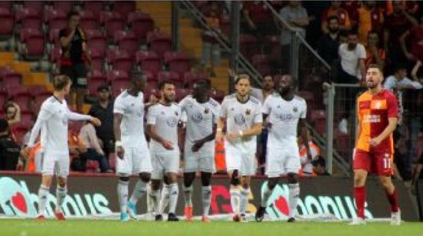 Galatasaray&rsquo;ı Eleyen &Ouml;stersunds Grup Lideri