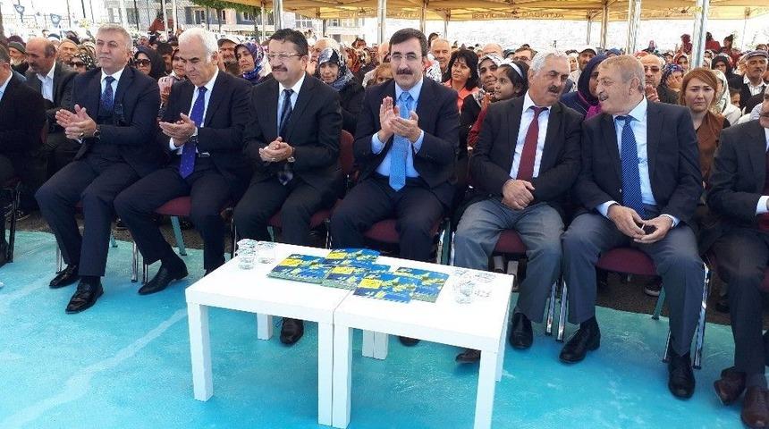 Altındağ&rsquo;da 5 B&uuml;y&uuml;k Parkın A&ccedil;ılışı Yapıldı