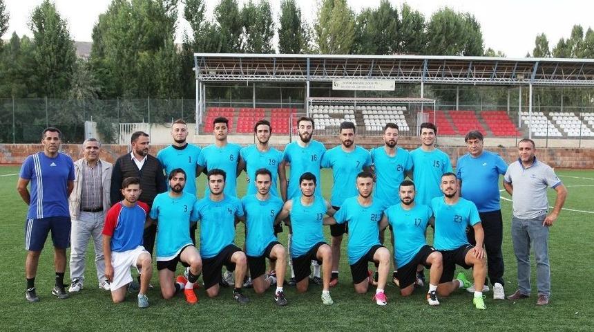 Ahlat Spor Sezon Hazırlıklarına Başladı
