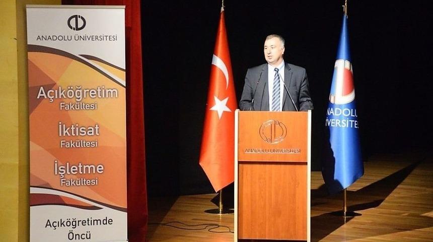 Akadema Ders Tamamlama Belgeleri Takdim Edildi