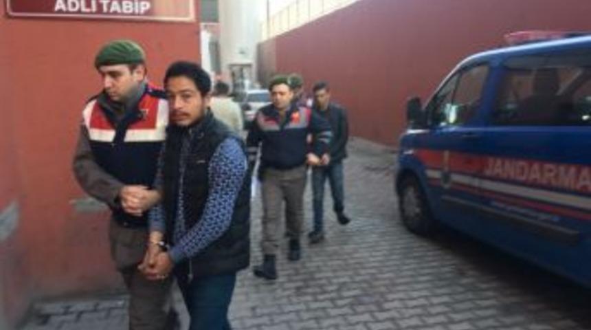 İnşaat Malzemeleri &Ccedil;alan Hırsızlar Jandarmaya Yakalandı