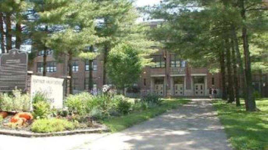 Abd&rsquo;De D&ouml;rt Okul Bomba Ihbarı &Uuml;zerine Boşaltıldı