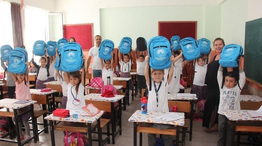 Başkan Soylu&rsquo;dan &Ouml;ğrencilere Hediye