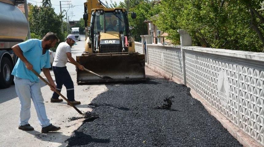 Kartepe&rsquo;de Asfalt &Ccedil;alışmaları S&uuml;r&uuml;yor
