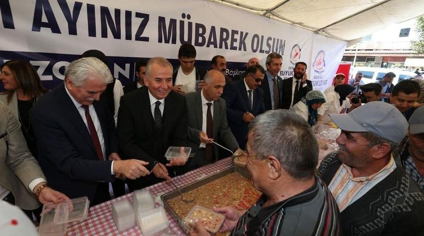Denizli B&uuml;y&uuml;kşehir&rsquo;den Aşure Etkinliği