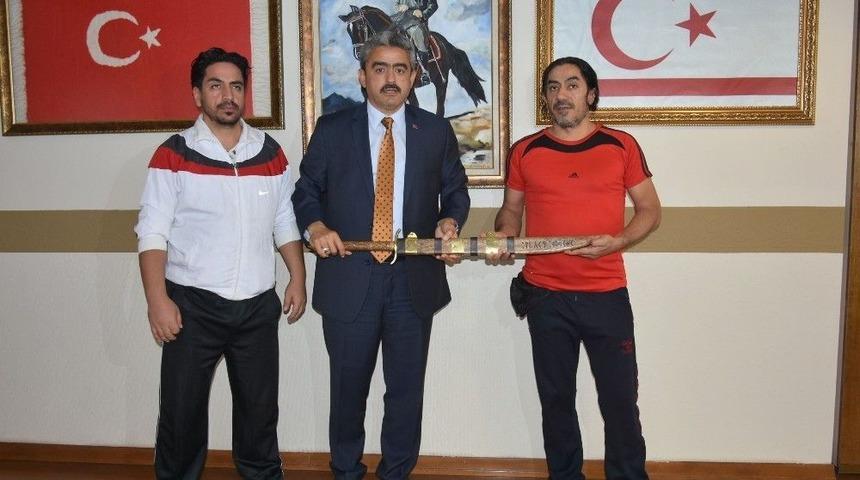 3 &Ouml;zel G&ouml;kt&uuml;rk Kılıcından Biri Alıcık&rsquo;a Verildi