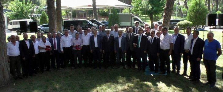 Sezonun İlk Organik Kuru İncirini Kilosu 100 Tl’den Vali Köşger Satın Aldı G4