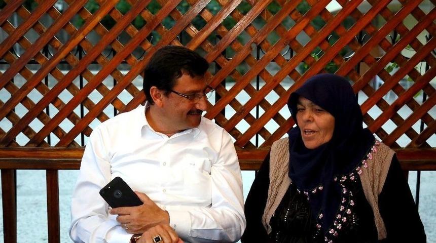 Başkan Ak&rsquo;tan Taşkın Sonrası Mahalleliyi Ziyaret