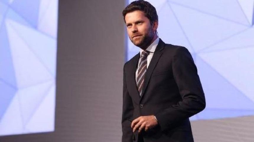 Geleceği Şekillendirecek Yazılımlar İstanbul'da B&uuml;y&uuml;k Ilgi G&ouml;rd&uuml;