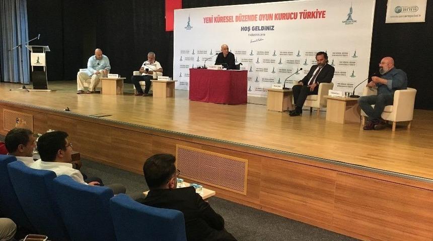 Sancaktepe’de ‘yeni Küresel Düzende Oyun Kurucu Türkiye’ Konferansı Gerçekleşti