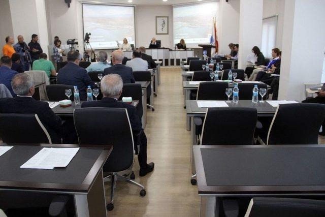 Ak Parti, &Ccedil;anakkale Belediye Meclisine Katılmadı 2