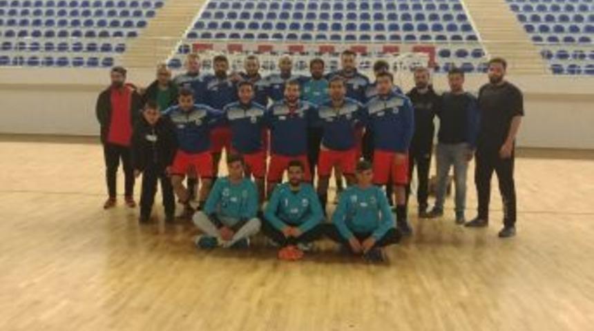 Erek Beş Yıldız Hentbol Takımından B&uuml;y&uuml;k Başarı