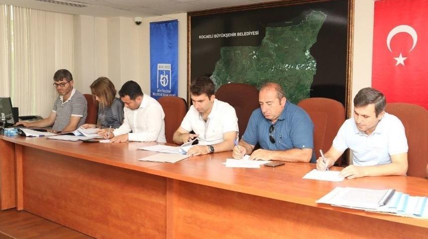 Karamürsel’de Ulaşımı 14 Kilometre Kısalacak Köprü İhale Edildi