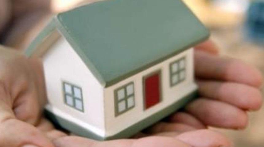 Emlak Satışları Y&uuml;zleri G&uuml;ld&uuml;r&uuml;yor