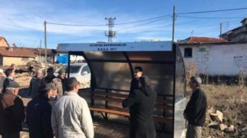 Durakları İnceledi