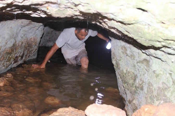 Şifalı Olduğuna İnanılan Mağarada 30 Yıl Sonra Yeniden Su Çıktı G3
