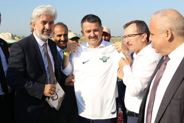 Bakan Pakdemirli Tarlaya İndi, Traktör Kullandı G3