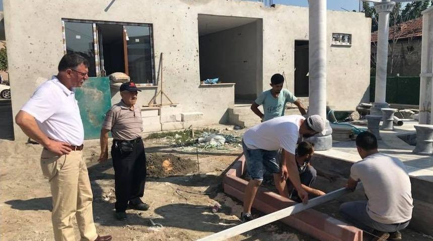 Başkan Duymuş Beldede Yapımı Devam Eden Projeleri İnceledi