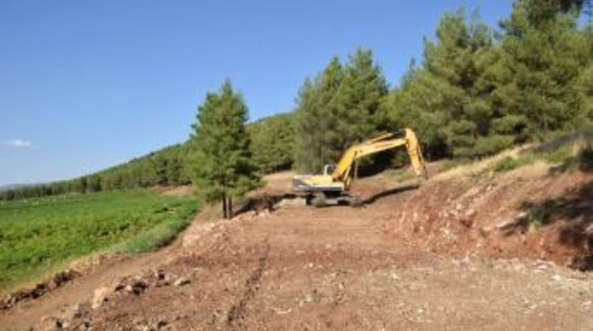 Yangınlara Erken M&uuml;dahale İ&ccedil;in Yeni Orman Yolları Yapılıyor