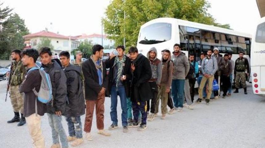 Erzincan&rsquo;Da 6 Ayda 934 Ka&ccedil;ak Yakalandı