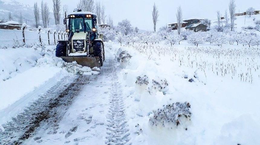 Malatya&rsquo;da Kapanan Yollar Ulaşıma A&ccedil;ıldı