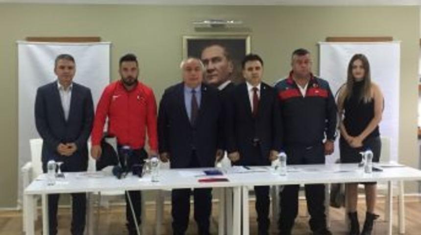 Arif &Uuml;mit &Ouml;zt&uuml;rk: "şampiyonluk Unvanını Kazanmak İstiyoruz"