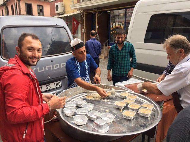 Osmaneli Esnafı Aşure Geleneğini Bu Yılda Sürdürdü