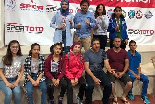 15 Temmuz Şehitleri Anısına Kickboks Turnuvası