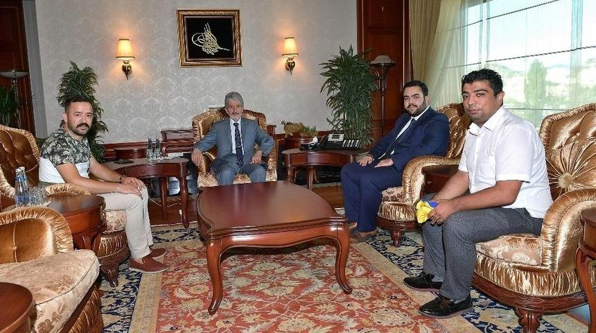 Başkan Tuna&rsquo;dan 5 Kişiye Mke Ankarag&uuml;c&uuml; Kombineleri Hediyesi