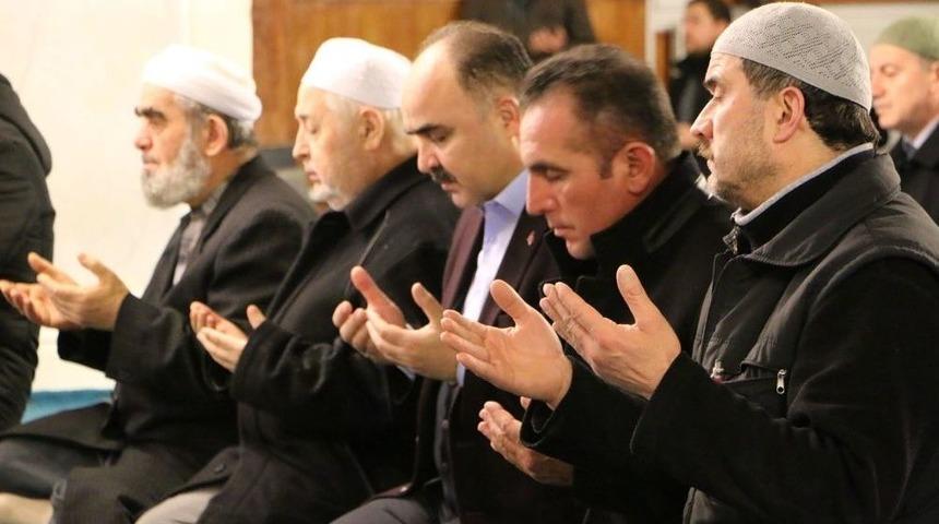 Isparta&rsquo;da Mehmet&ccedil;ik İ&ccedil;in Camilerde Fetih Suresi Okundu