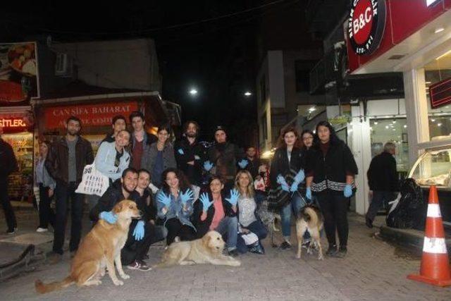 &Ccedil;&ouml;plerden Topladıkları Yiyeceklerle Sokak Hayvanlarını Besliyorlar 2