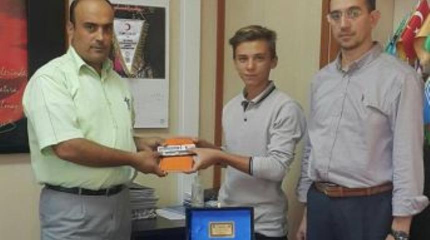 Yaptığı Proje İle İl Birincisi Oldu