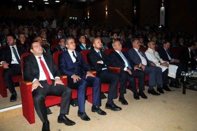 Bakan Bak: Bilgiyi En Iyi Yöneten Başarılı Olur