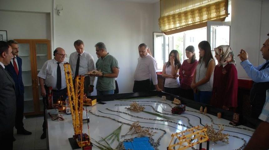 M&uuml;steşar Yardımcısı &Ccedil;olakoğlu Merkezleri İnceledi