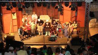 Toroslar Belediyesi Şehir Tiyatrosu’na Büyük İlgi