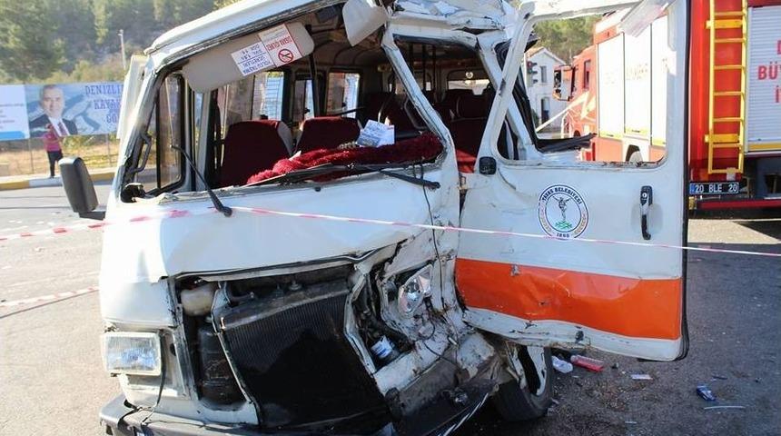 Hafriyat Kamyonu İle Minib&uuml;s &Ccedil;arpıştı: 1 &Ouml;l&uuml;, 1 Yaralı