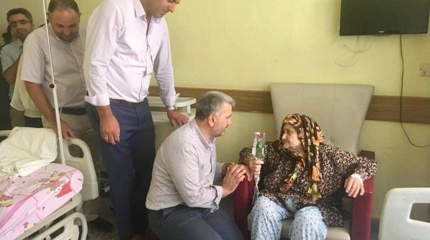 Canbey Burhaniye&rsquo;de Hastaları Ziyaret Etti