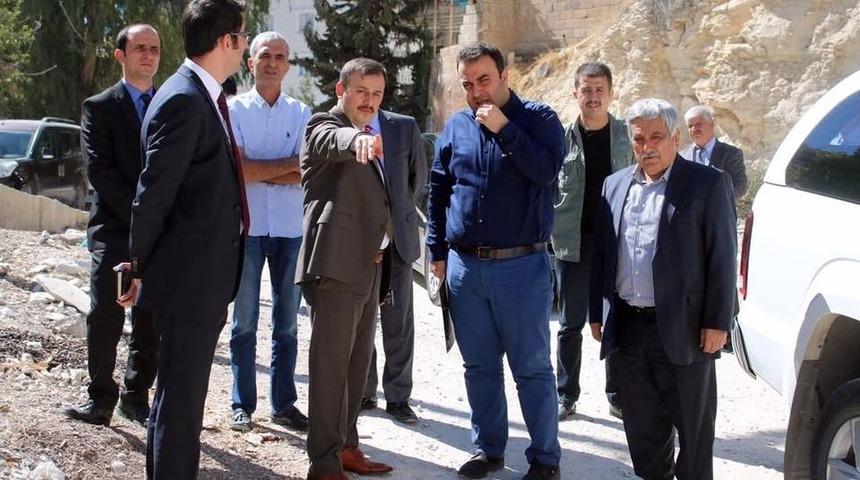 Birecik Devlet Hastanesi&rsquo;nin Yol Sorunu &Ccedil;&ouml;z&uuml;l&uuml;yor