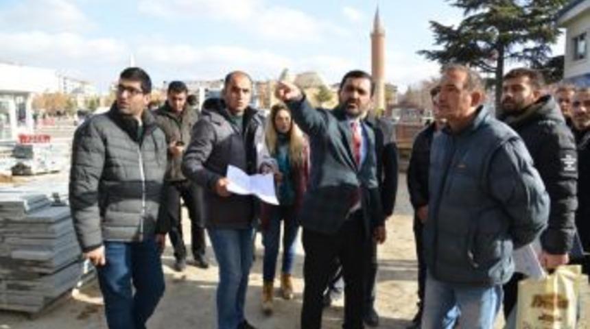 Belediye Mahallelerde &Uuml;st Yapı &Ccedil;alışmalarına Başladı