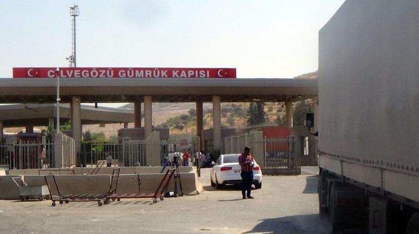 Bm&rsquo;den Suriye&rsquo;ye 9 Tırlık İnsani Yardım