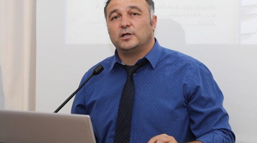 Do&ccedil;. Dr. Onmaz: &ldquo;evcil Hayvan Kuduz Vakalarında Artış Var&rdquo;