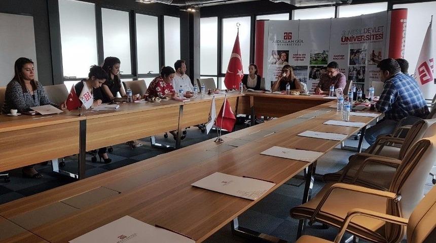 Ag&uuml; &Ouml;ğrencileri Ab &Uuml;lkelerinde Staj Yapacak