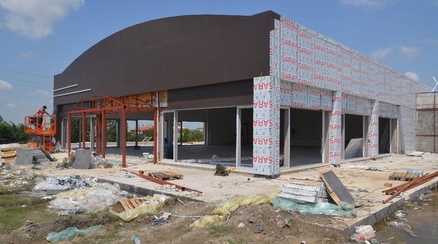 Kırkg&ouml;z Mahallesi&rsquo;ndeki &Ccedil;ok Ama&ccedil;lı D&uuml;ğ&uuml;n Salonu Tamamlanıyor