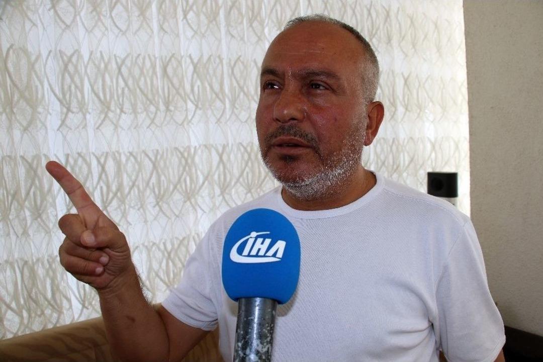 Ecevit&rsquo;e Yazar Kasa Fırlatan Vatandaştan H&uuml;k&uuml;mete Destek