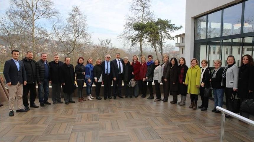 Başkan Akın Dernek Y&ouml;neticileri İle Bir Araya Geldi