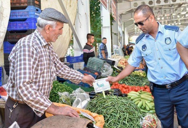 Muratpaşa Pazarlarında Etiket Denetimi