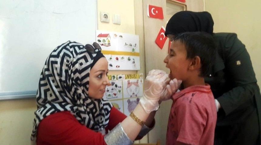 Suriyeli &Ccedil;ocuklar Sağlık Taramasından Ge&ccedil;irildi