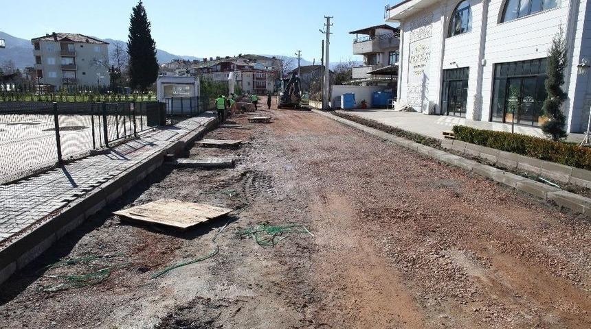 Başiskle&rsquo;de Sahile A&ccedil;ılan Sokak Ve Caddelerde &Ccedil;alışmalar Devam Ediyor