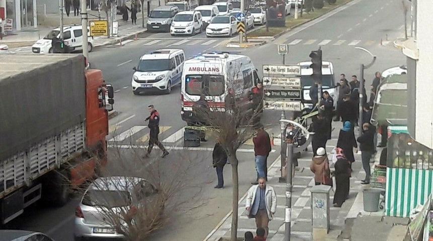 (&ouml;zel Haber) Trafikte Tartıştığı Kişiyi Silahla Vurdu